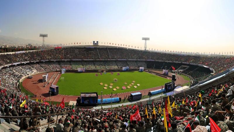 همایش ده‌ها هزارنفری «خدمت بسیجیان» در ورزشگاه آزادی